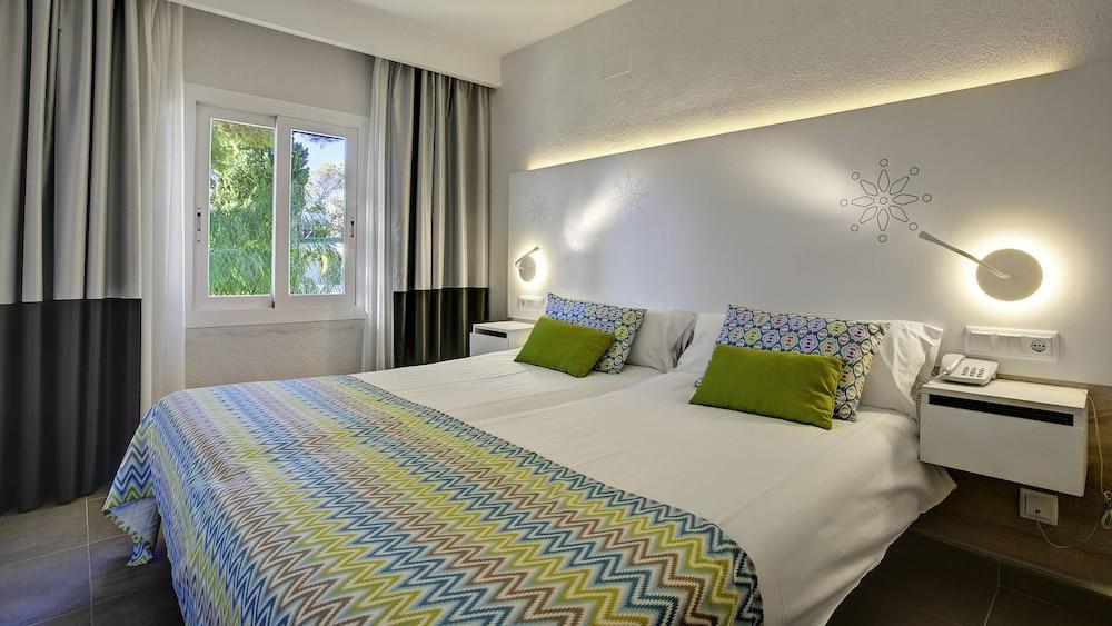 Tui Magic Life Cala Pada Hotell Santa Eularia des Riu Eksteriør bilde
