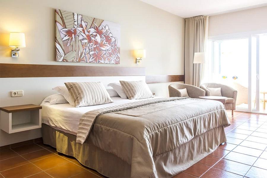 Tui Magic Life Cala Pada Hotell Santa Eularia des Riu Eksteriør bilde