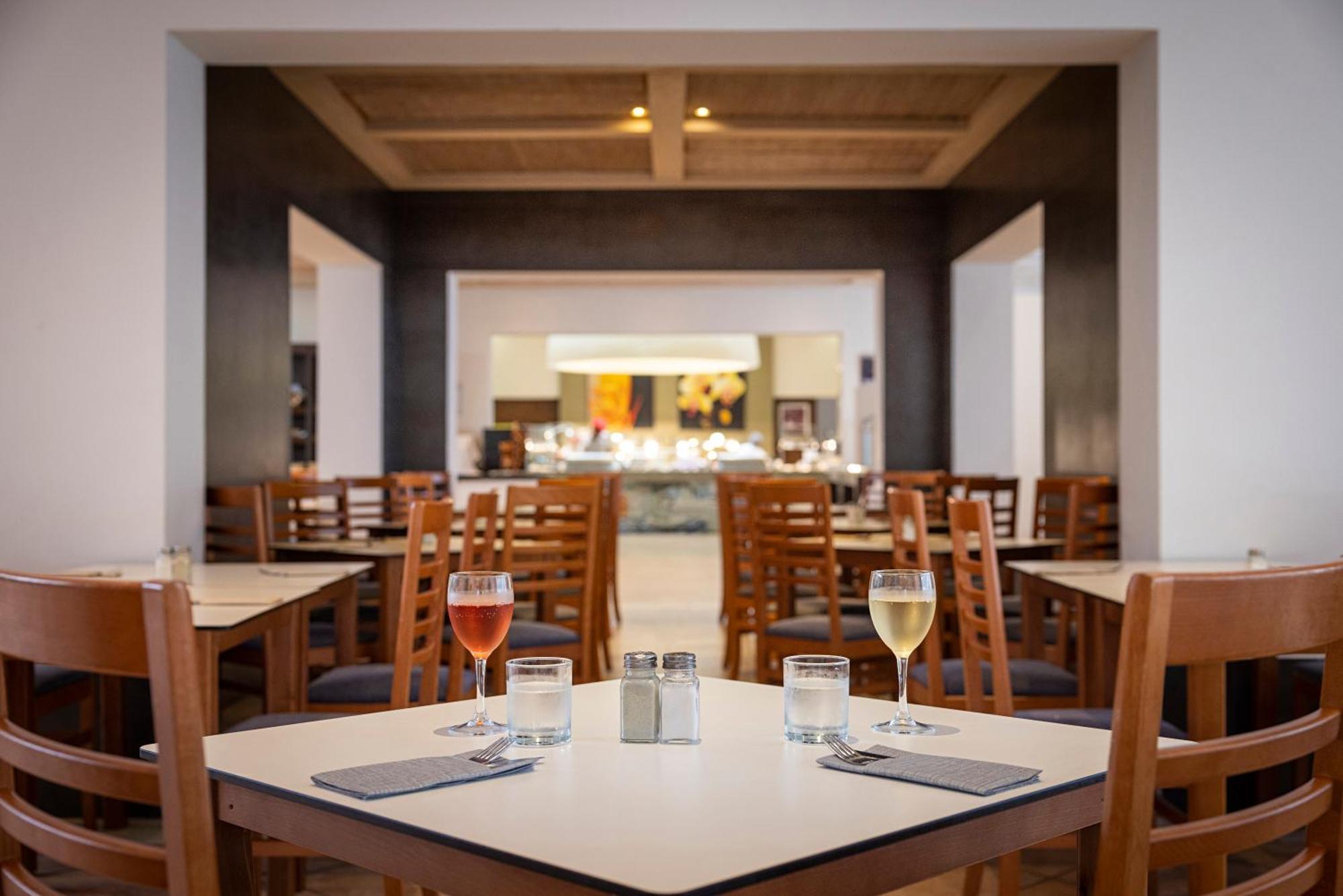 Tui Magic Life Cala Pada Hotell Santa Eularia des Riu Eksteriør bilde